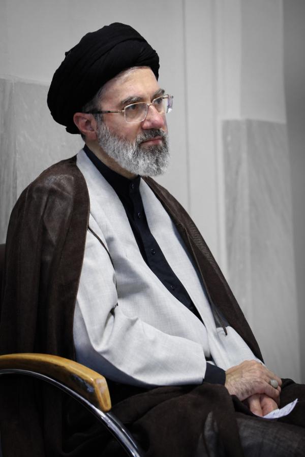 مجتبی خامنه ای رهبر انقلاب