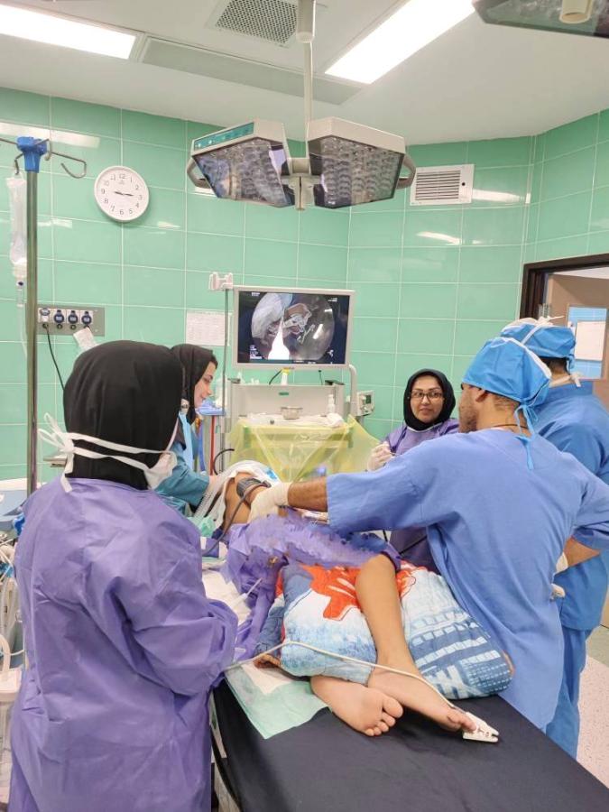 پسر ۱۰ ساله سوزن بلعید؛ سوزن در روده گیر کرد، پزشکان رشتی جانش را نجات دادند