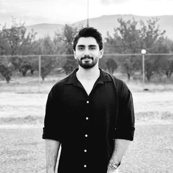 مرگ ناگهانی پزشک جوان در نخستین روزهای طبابت؛ دکتر کیان رحمانی در حین کشیک، دچار ایست قلبی شد