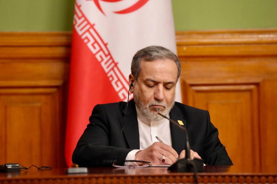 تحریم‌های آمریکا دسترسی غیرنظامیان ایران به غذا، دارو و نیازهای اساسی را هدف گرفته است