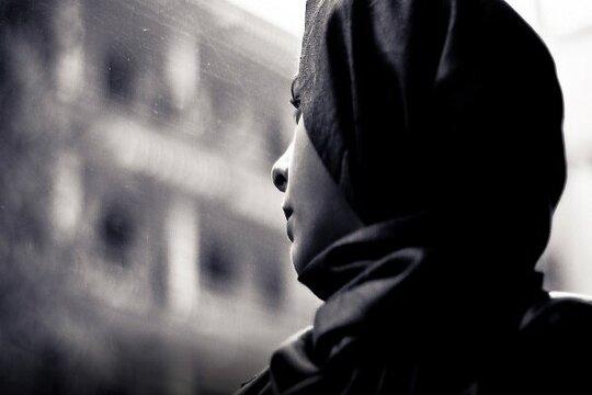 طلاق به خاطر گم شدن طلاهای خواهر شوهر