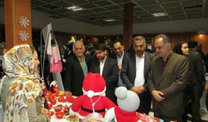 هنرمندان صنایع دستی آستارا نقش مهمی در اشتغالزایی پایدار دارند
