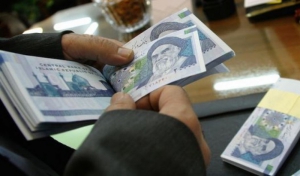 پایه حقوق کارگران ۴۰۰ هزار تومان بیشتر شد