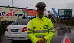 سقوط پل عابر پیاده در کمربندی خمام