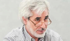 عرب سرخی برای اجرای حکم عازم اوین شد