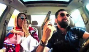 چرا امثال افشانی دُرافشانی می کنند؟
