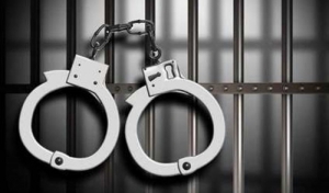زورگیری در پوشش مسافرکشی در گیلان/ چهار زورگیر و یک زن دستگیر شدند