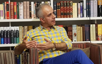 کسی از مرگ می نویسد که به قداست زندگی پی برده است