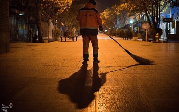 تقدیر از پاکبان پاک دست در رشت 