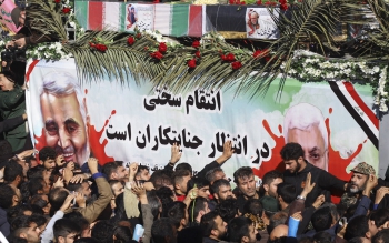 آمارهای اولیه از جان باختن  ۳۵ نفر و مصدوم شدن ۴۸ نفر دیگر حکایت دارد.