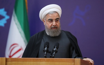 میدان و دیپلماسی دو صحنه مقابل هم نیستند/هیچ فاصله ای بین دولت و نیروهای مسلح وجود ندارد
