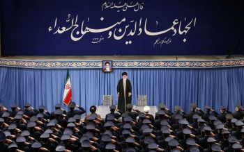 رهبر انقلاب: باید قوی شویم تا جنگ نشود