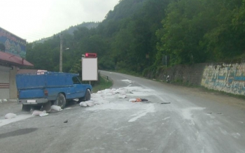 1 کشته و 3 زخمی در واژگونی نیسان در رودسر