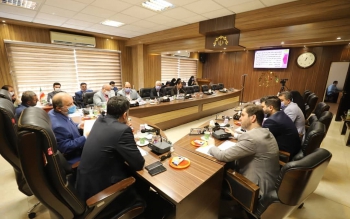 ذاکری: محدودیت از ساعت ۱۸ به بعد قابل نقد است / زاهد: دولت توان اجرای قرنطینه ی کامل را ندارد