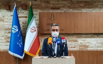 در مقابله با کرونا فضای کارخانه  ها باید تحت کنترل دانشگاه های علوم پزشکی باشد