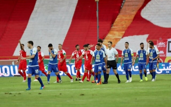 پرسپولیس و استقلال در خطر حذف از لیگ برتر