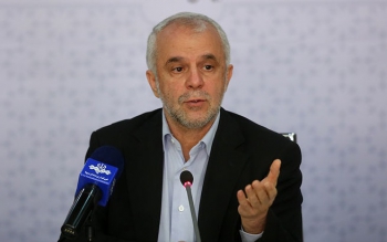 تمام فرزندان شهدا و جانبازان بالای ۷۰ درصد به استخدام دولت در می آیند