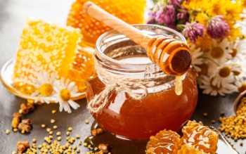 عجیب ترین عوارض جانبی مصرف عسل