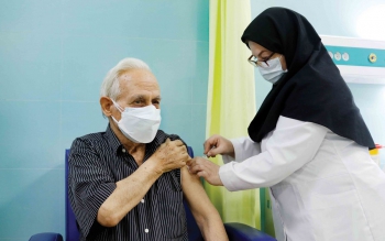 ارائه خدمات در مراکز تجمعی منوط به داشتن کارت واکسیناسیون می شود