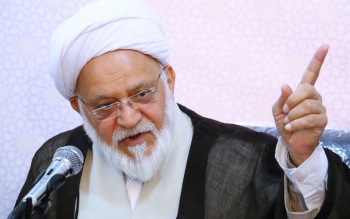 کم بارش بودن کشور تقصیر دولت نیست/صنایع فولاد به جای اصفهان باید در شهرهای کنار دریا ساخته می شد