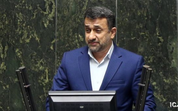 قاچاق چوب و غارت جنگل های شمال همچنان ادامه داد/عرصه ی جنگل کاری شده بدون ضابطه به پیمانکار واگذار شد/یک روستایی را برای ساخت کلبه مواخذه می کنند جنگل های هیرکانی را می بخشند