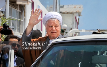 مردی که می خواست «در» باشد نه «دیوار»