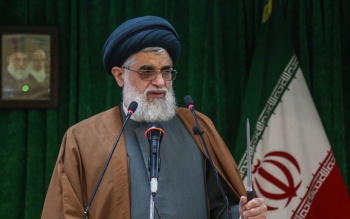 صدا و سیما برای پوشش اخبار آزادسازی سواحل همه جا با هلیکوپتر و قایق رفت جز زیباکنار که خودش بیش از همه ساحل و دریا را تصرف کرده
