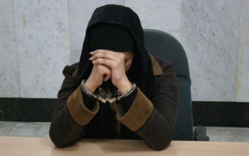 دستگیری ٣ دختری که در گلزار شهدا رقصیده بودند