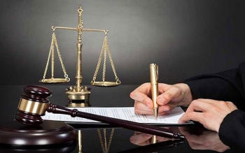 چگونه از یک «قاضی» شکایت کنیم؟