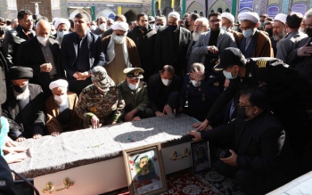 مراسم خاکسپاری فرزند یکی از فرماندهان ارتش برگزار شد/عکس
