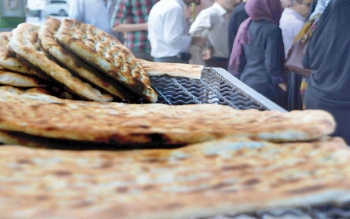 کاهش سهمیه آرد نانوایی‌ها