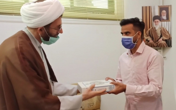 جوان هندی در آستانه اشرفیه مسلمان شد