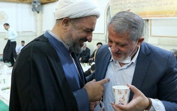 بگومگوی محسن هاشمی و حمید رسایی بر سر «استخر فرح»