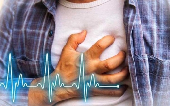 چگونه تا رسیدن اورژانس به فرد دچار سکته قلبی کمک کنیم؟