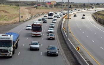 ترافیک در جاده رشت - قزوین سنگین شد