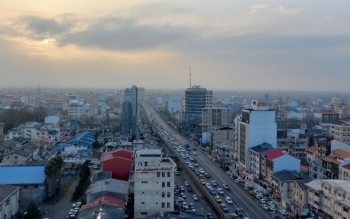 خطر ریزش ساختمان؛حتی بر سر شما مسئول عزیز!