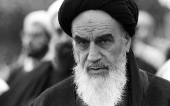 امام خمینی (ره)؛ سمبل راهبریِ دقیق نظریه و عمل در حوزه حکمروایی اسلامی است