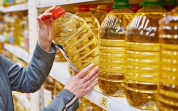 کاهش ۱۰ تا ۱۵ درصدی قیمت ۲۰۰ قلم کالای روغنی در کشور از امروز