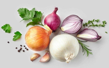 فواید معجزه آسای پیاز/ از درمان کبد چرب تا مبارزه با سرطان