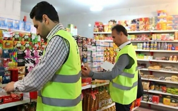 علیپور: دولت باید بر قیمت کالاها در بازار نظارت داشته باشد