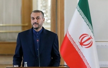 در مراحل پایانی رفع تحریم هستیم/ آمریکایی‌ها باید واقع‌بینانه برخورد کنند