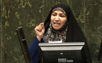 رئیسی گفت اگر فرزند کسی تابعیت خارج دارد خودش هم برود، منتظریم!/فرزندان ۵ هزار و ۴۰۰ مسئول جمهوری اسلامی مقیم خارج هستند