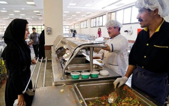 سالی سخت برای خورد و خوراک دانشجویان/ «با ۶ هزار تومان ناهار می دهیم»