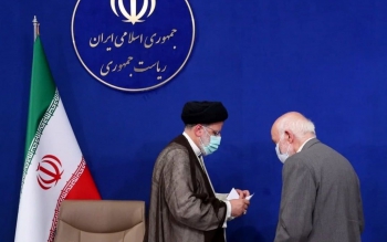 هشدار اقتصادی احمد توکلی به رئیسی/ هر کاری را که در شرایط فشار، با دستپاچگی و بسیار پرهزینه می‌خواهید انجام دهید، تدبیر فرمایید