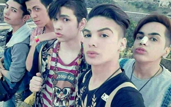 چرا دهه هشتادی ها به آینده امید ندارند و همه را ناکارآمد می دانند؟