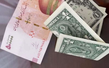 سقوط آزاد ریال