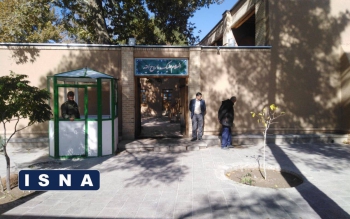 آتش زدن بیت تاریخی امام خمینی صحت ندارد؛مردم در حال بازدید هستند/عکس و فیلم