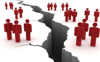  نقد سخنان محمدرضا نقدی/ چرا دکتر با کروات را نمی پسندید، سردار؟