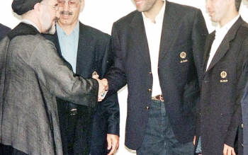 درباره عکسی از دیدار تیم ملی ۱۹۹۸ با سید محمد خاتمی رئیس جمهور وقت؛معجزه فوتبال