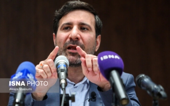 قانون فصل الخطاب است/افزایش حقوق‌ها بستگی به پیشنهاد دولت دارد